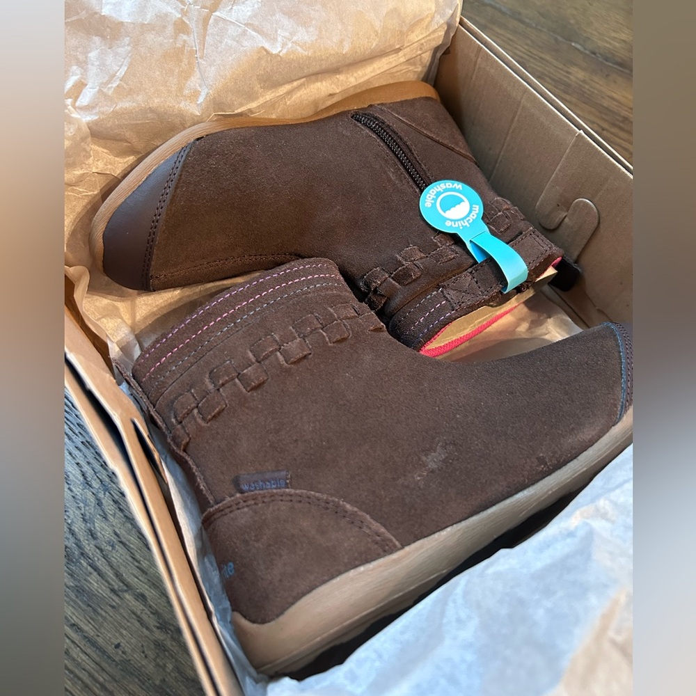 Stride Rite Made2Play size 13 1/2 girls chocolate brown boots